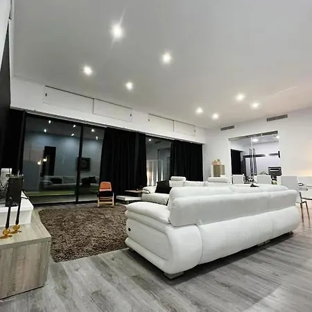 Luxury House Del Delta